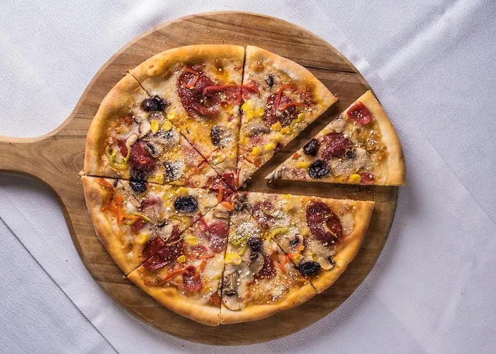 מלון Kassandra 4*